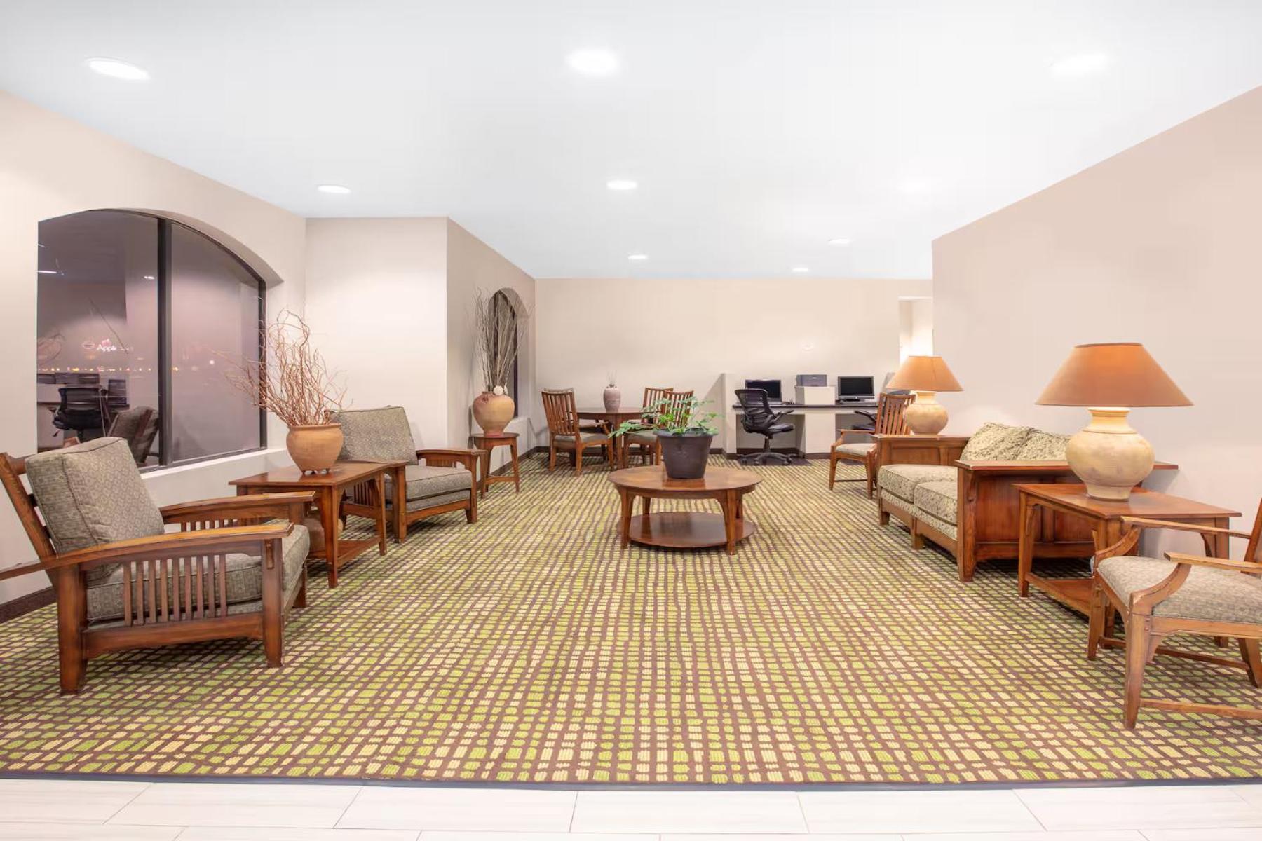 Cash Rewards Inn & Suites Roswell Exteriör bild