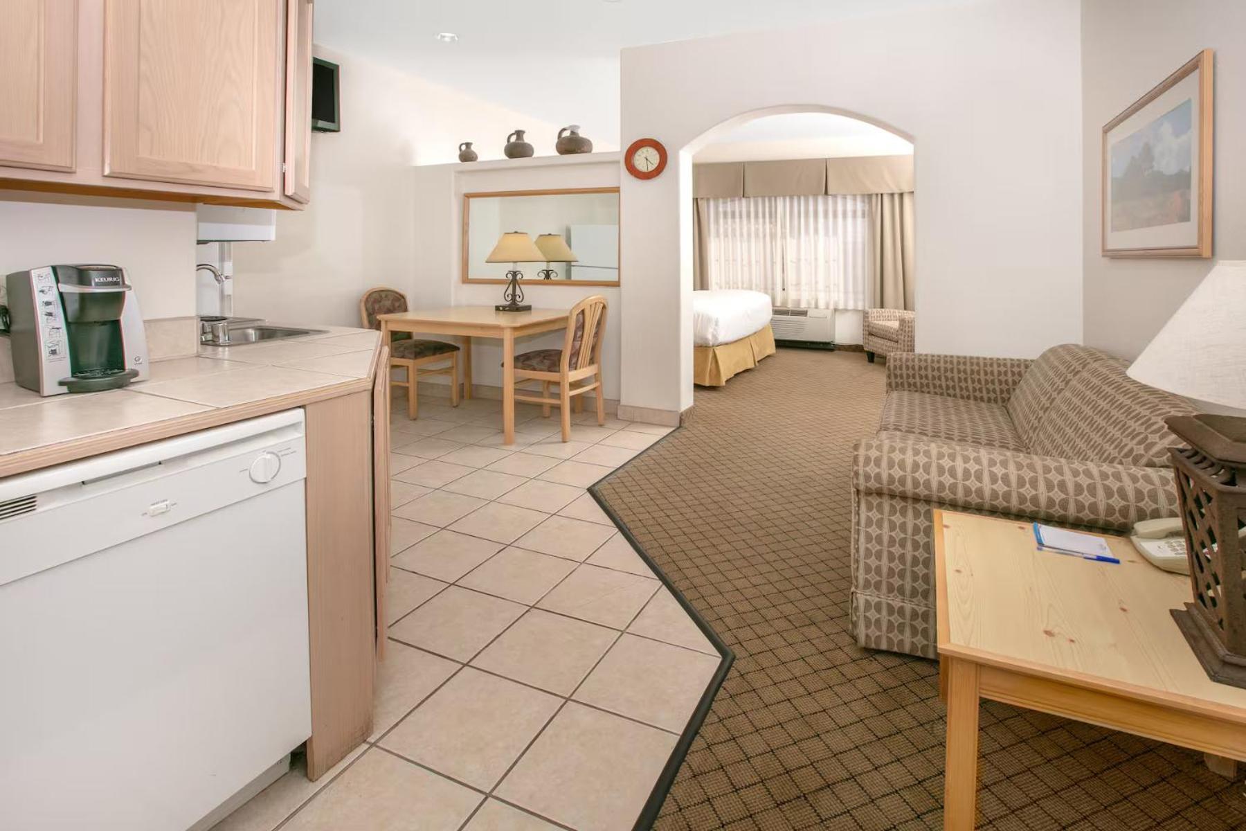 Cash Rewards Inn & Suites Roswell Exteriör bild